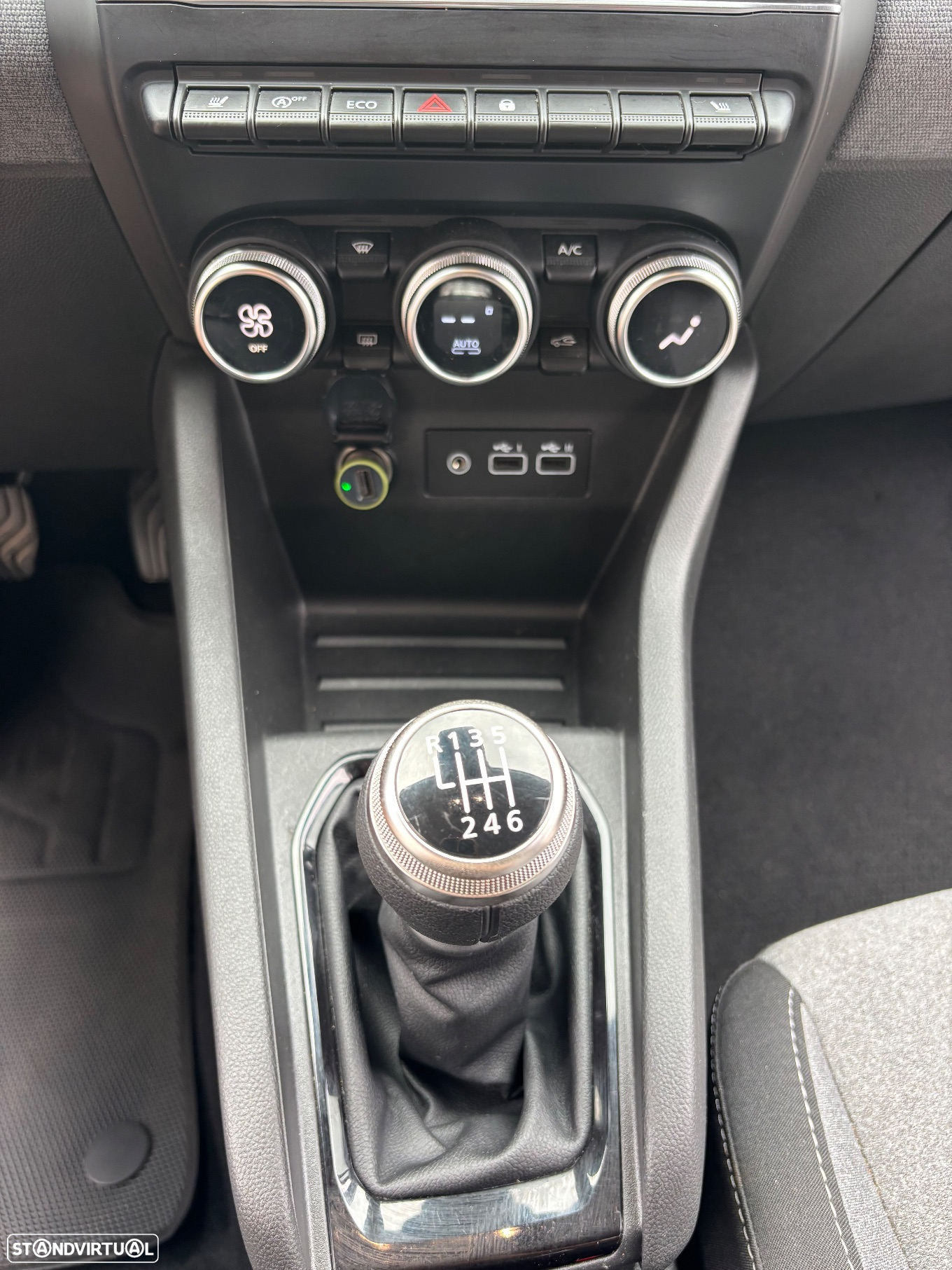 Renault Clio TCe 90 TECHNO - 20