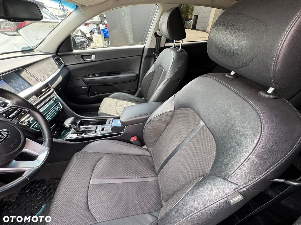 Kia Optima 1.6 T-GDI L DCT - 11