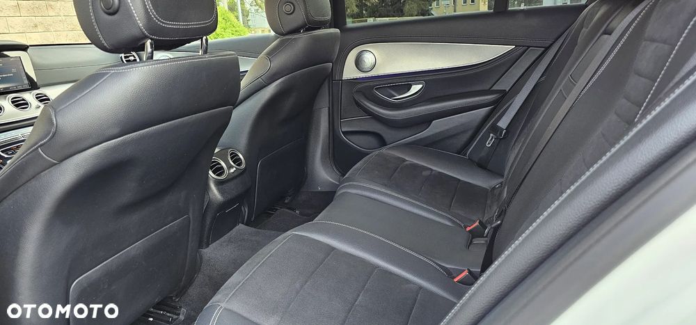 Mercedes-Benz Klasa E 200 9G-TRONIC AMG Line - 8