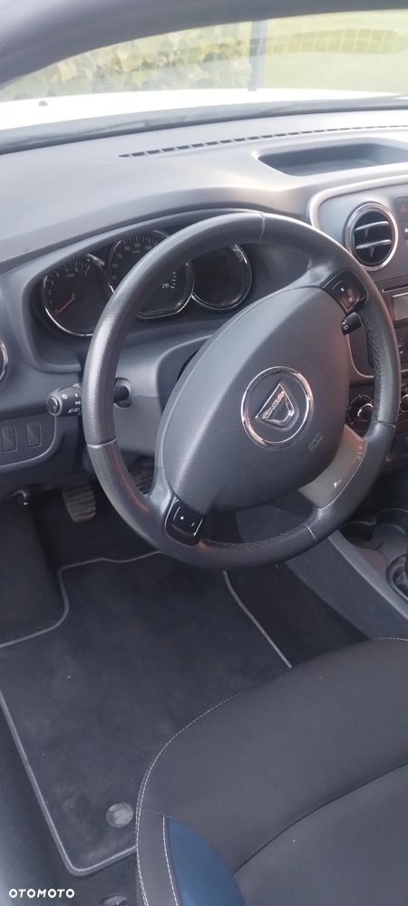 Dacia Sandero 1.2 16V Access EU6 - 13