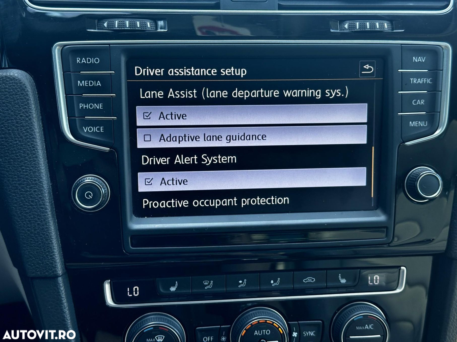 Volkswagen Golf - 19
