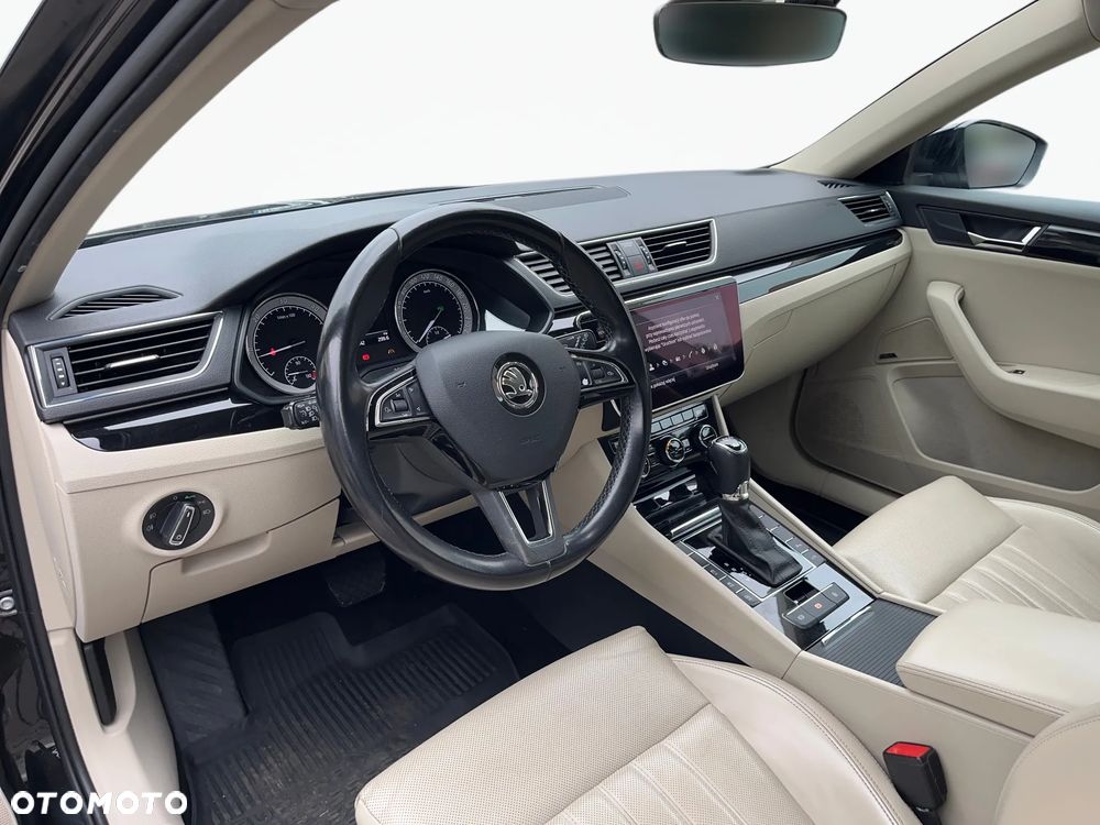 Skoda Superb 2.0 TDI SCR 4x4 L&K DSG - 7