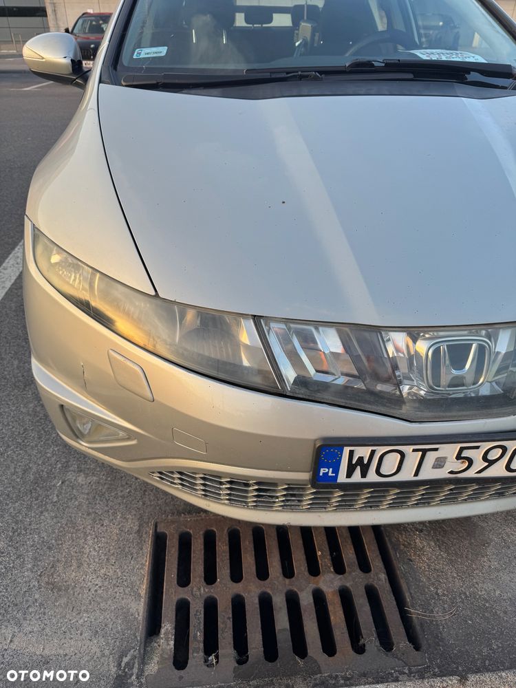 Honda Civic 1.8 Sport - 21
