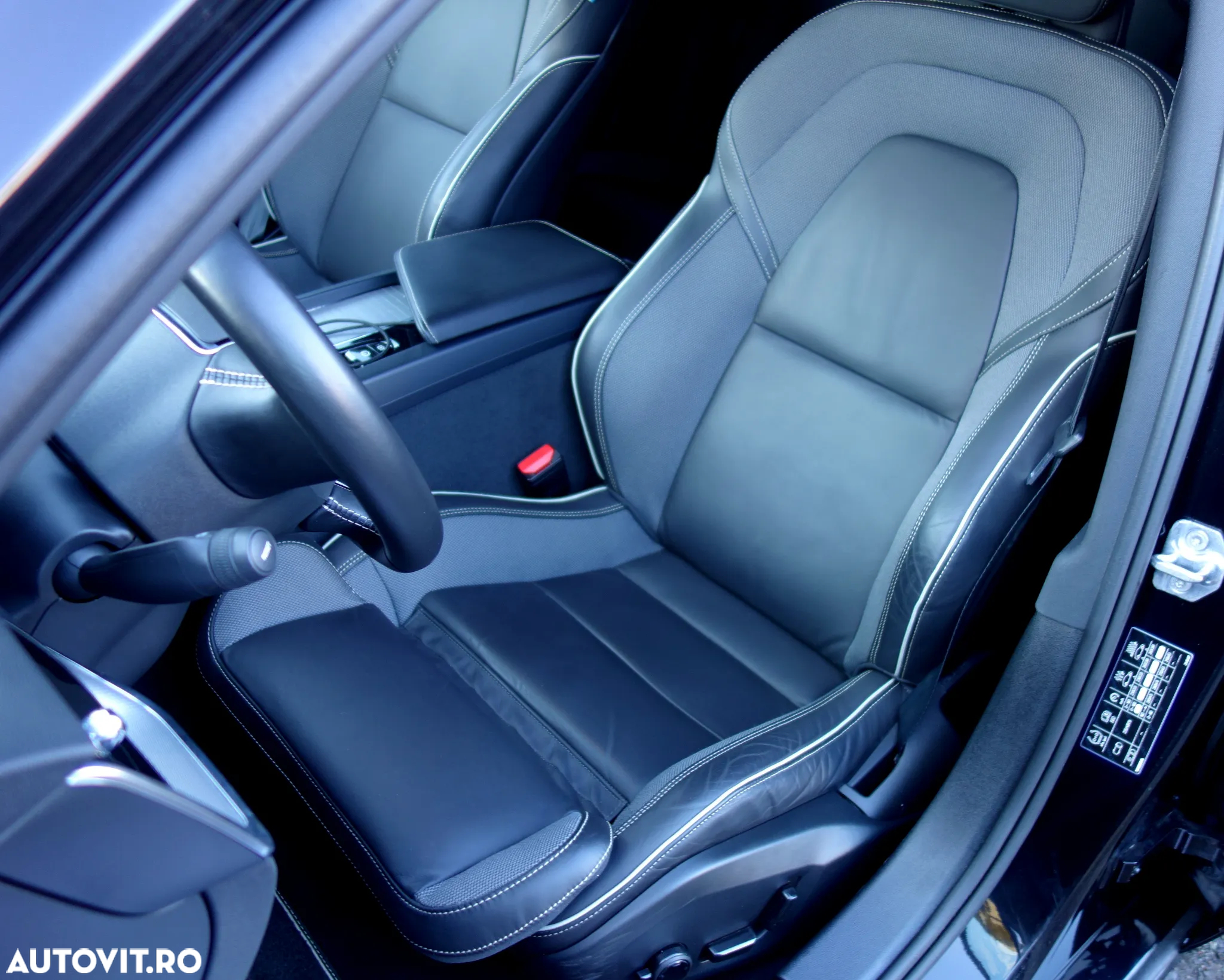 Volvo S60 T4 Geartronic RDesign - 17