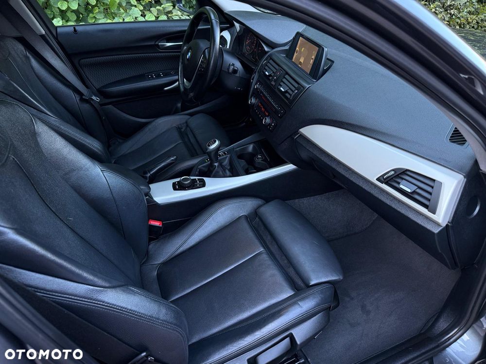 BMW Seria 1 120d Sport Line - 6