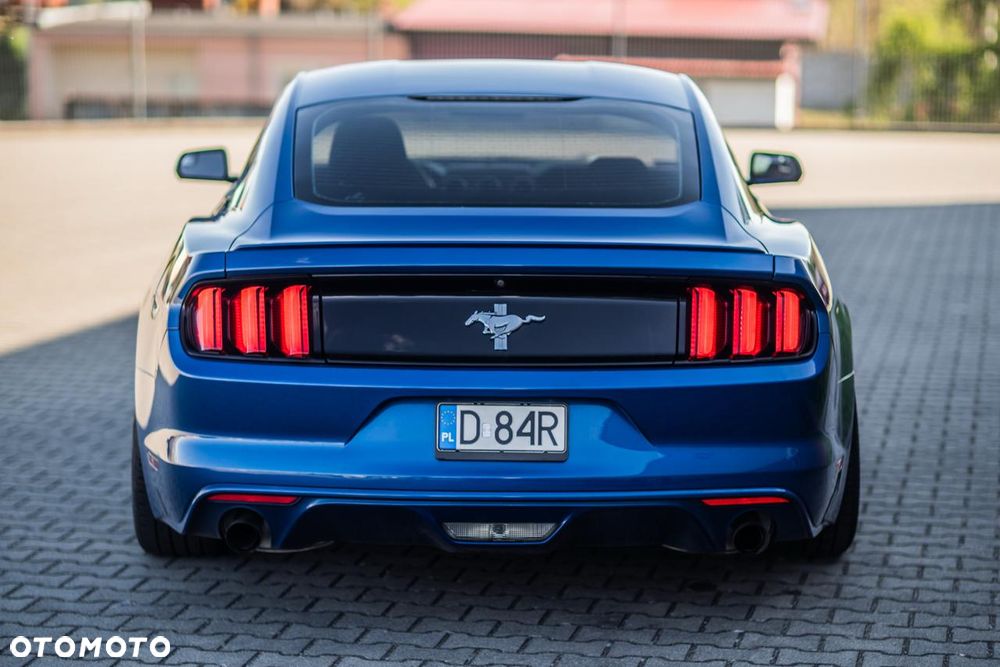Ford Mustang - 10