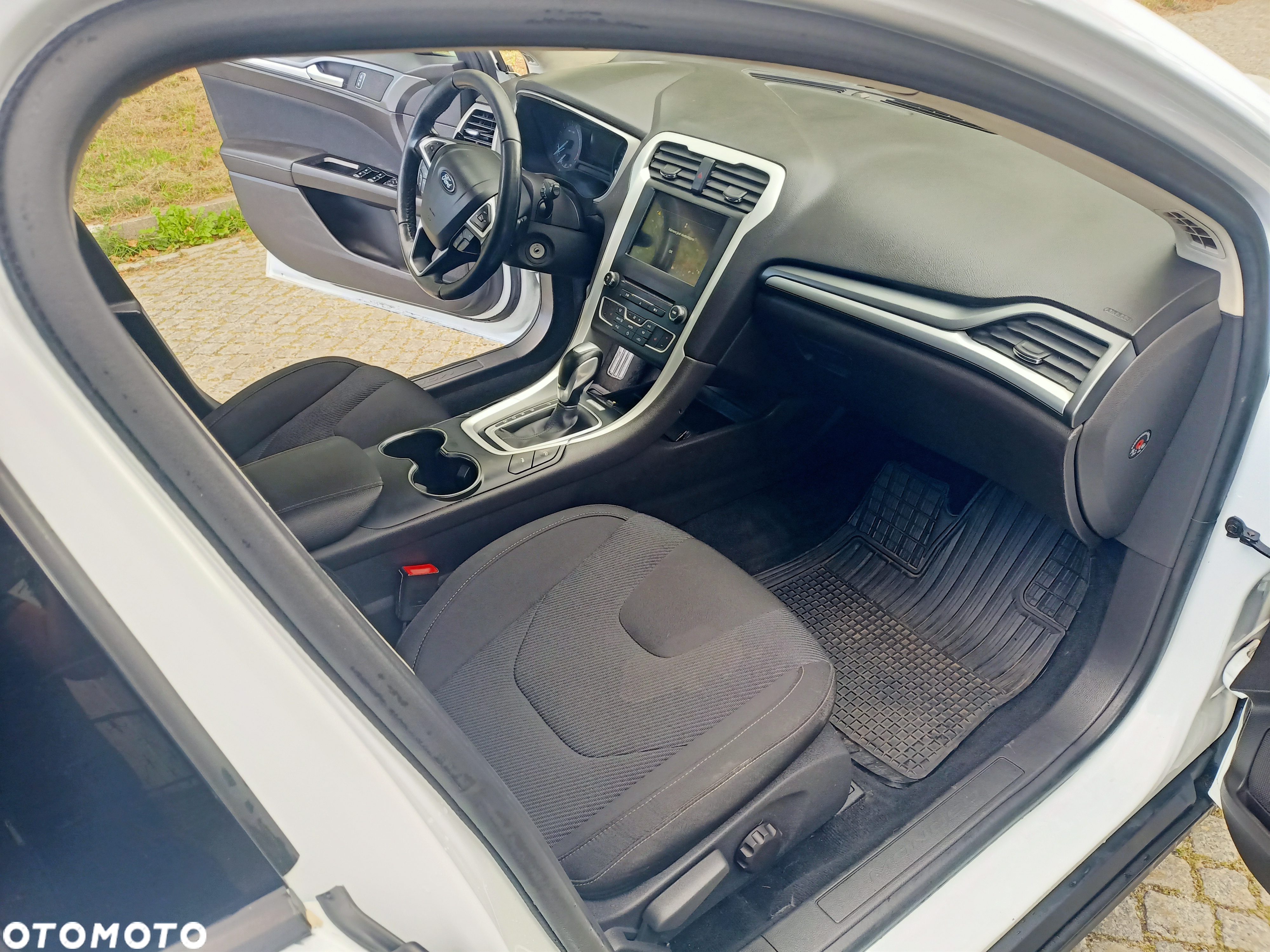 Ford Mondeo - 18