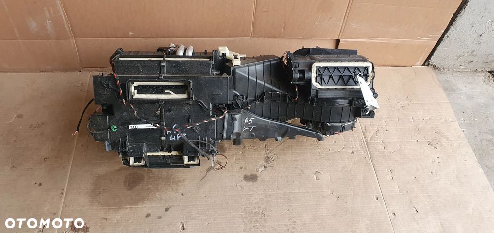 Nagrzewnica obudowa nagrzewnicy silnik kompletna Audi A5 A4 B8 8T1820005E - 1