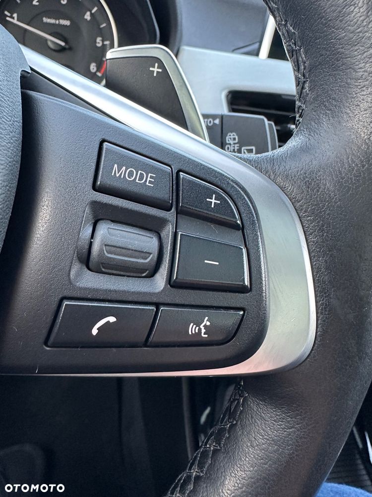 BMW X1 sDrive18d xLine - 15