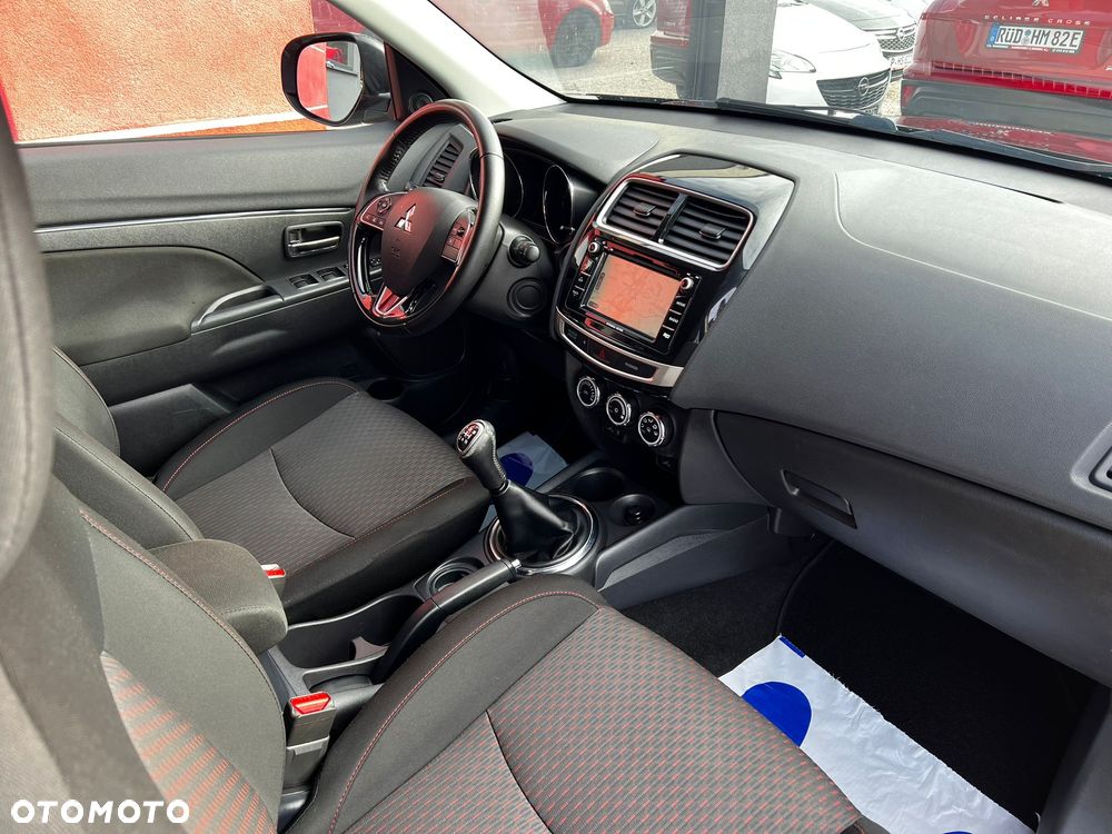 Mitsubishi ASX 1.6 Intense Plus Navi Blue Edition - 29
