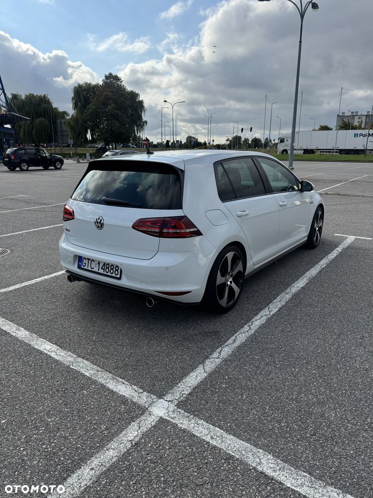 Volkswagen Golf 2.0 TSI BMT GTI Performance DSG - 34