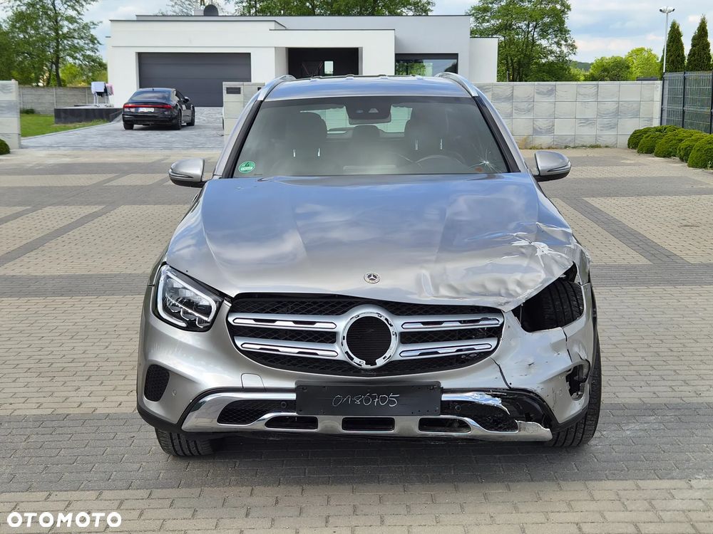 Mercedes-Benz GLC 220 d 4Matic 9G-TRONIC - 2