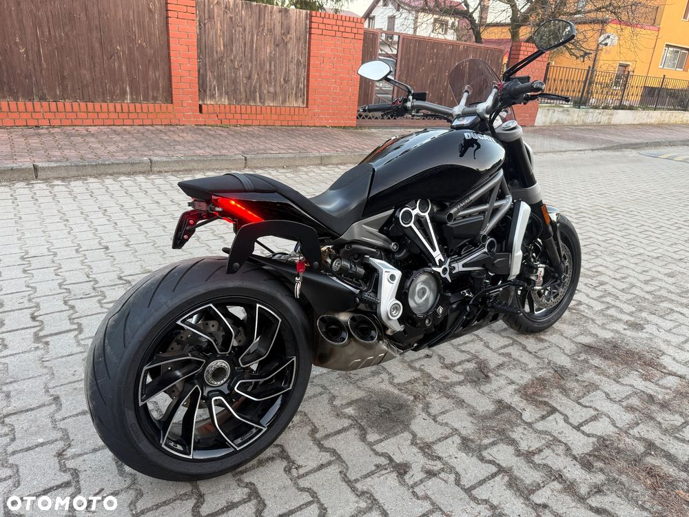 Ducati Diavel - 10