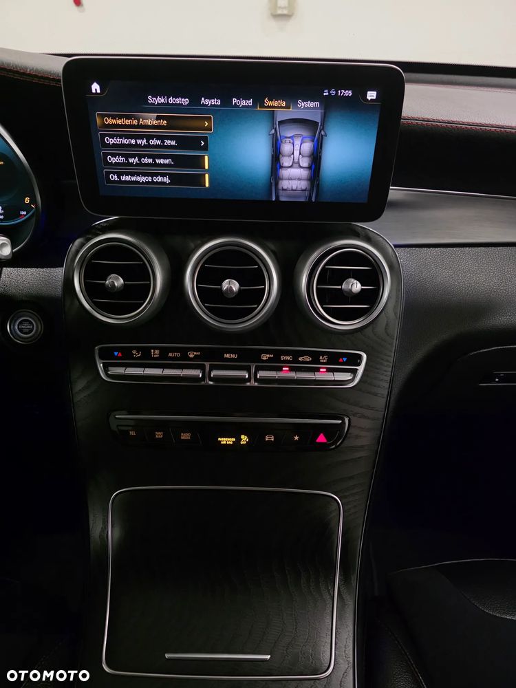 Mercedes-Benz GLC 220 d 4Matic 9G-TRONIC AMG Line Plus - 16