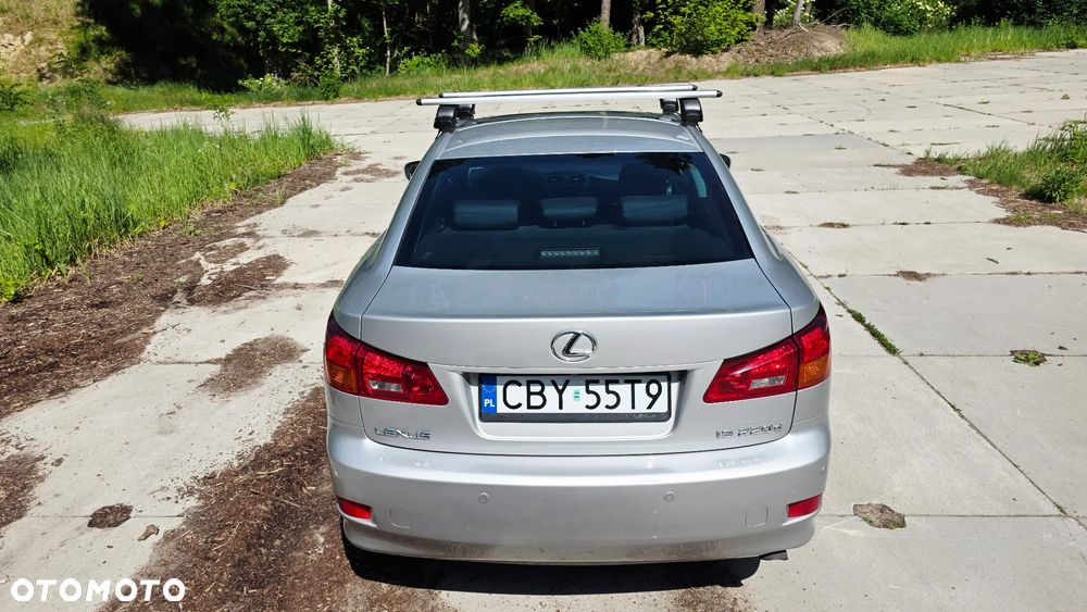 Lexus IS 220 D Prestige - 6