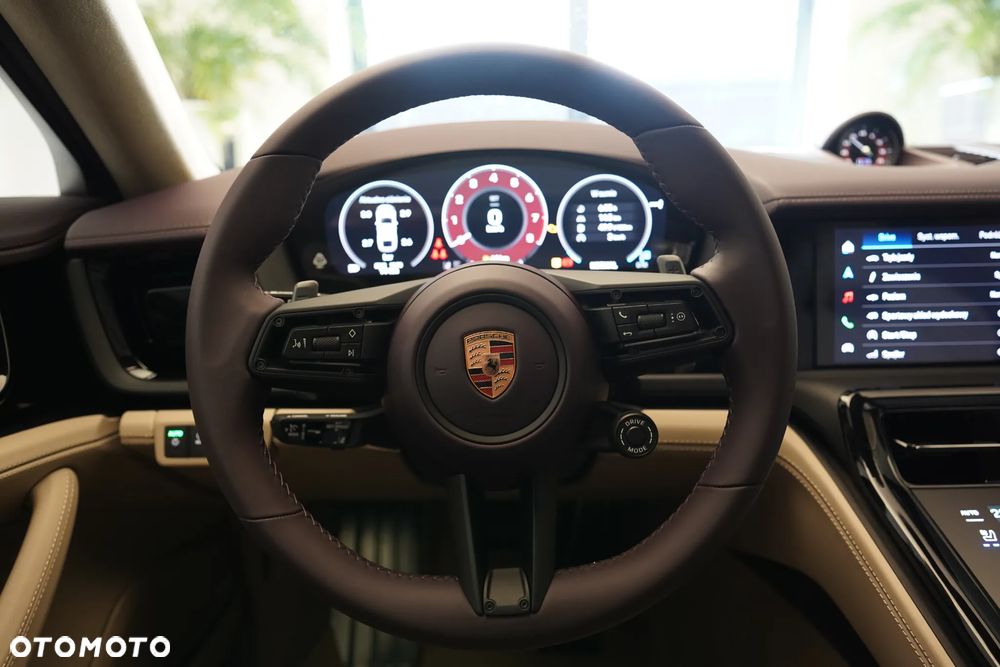 Porsche Panamera - 15