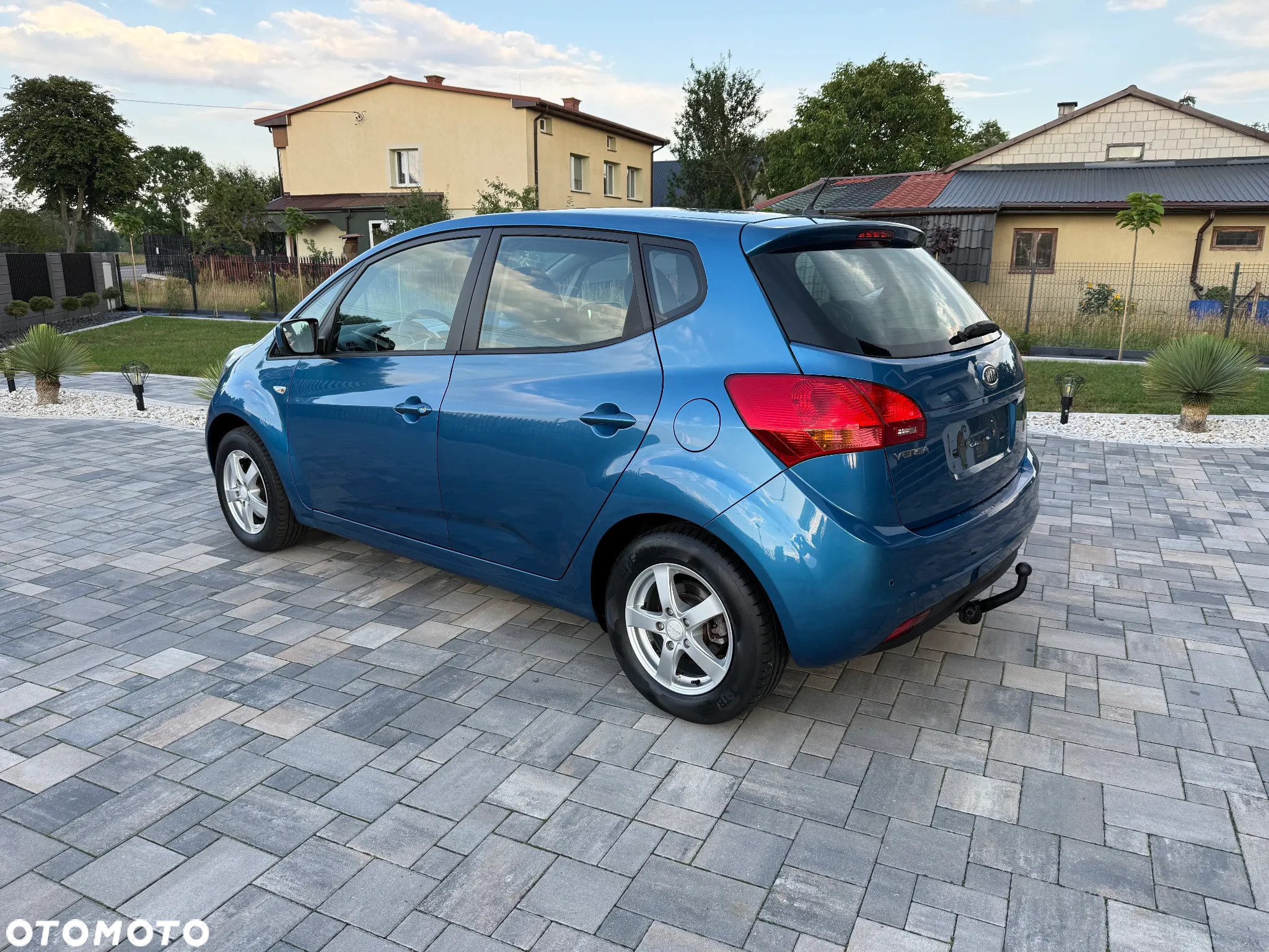 Kia Venga 1.6 Business Line - 12