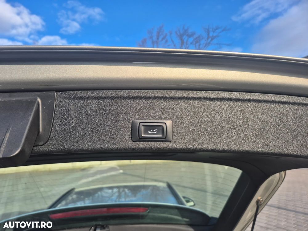 Audi A4 2.0 TDI S tronic - 10