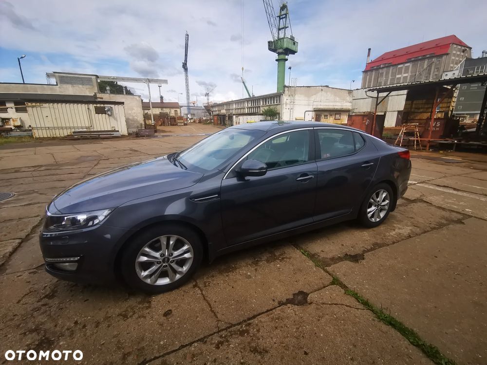 Kia Optima - 1