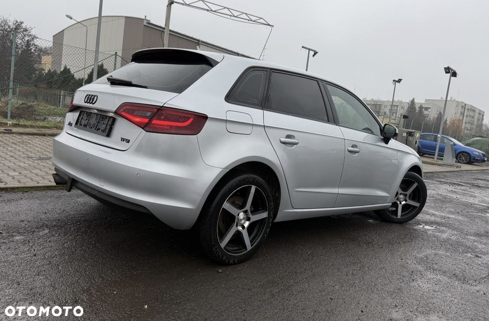 Audi A3 Sportback 1.4 TFSI Attraction - 16