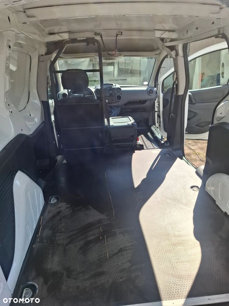 Peugeot Partner - 13