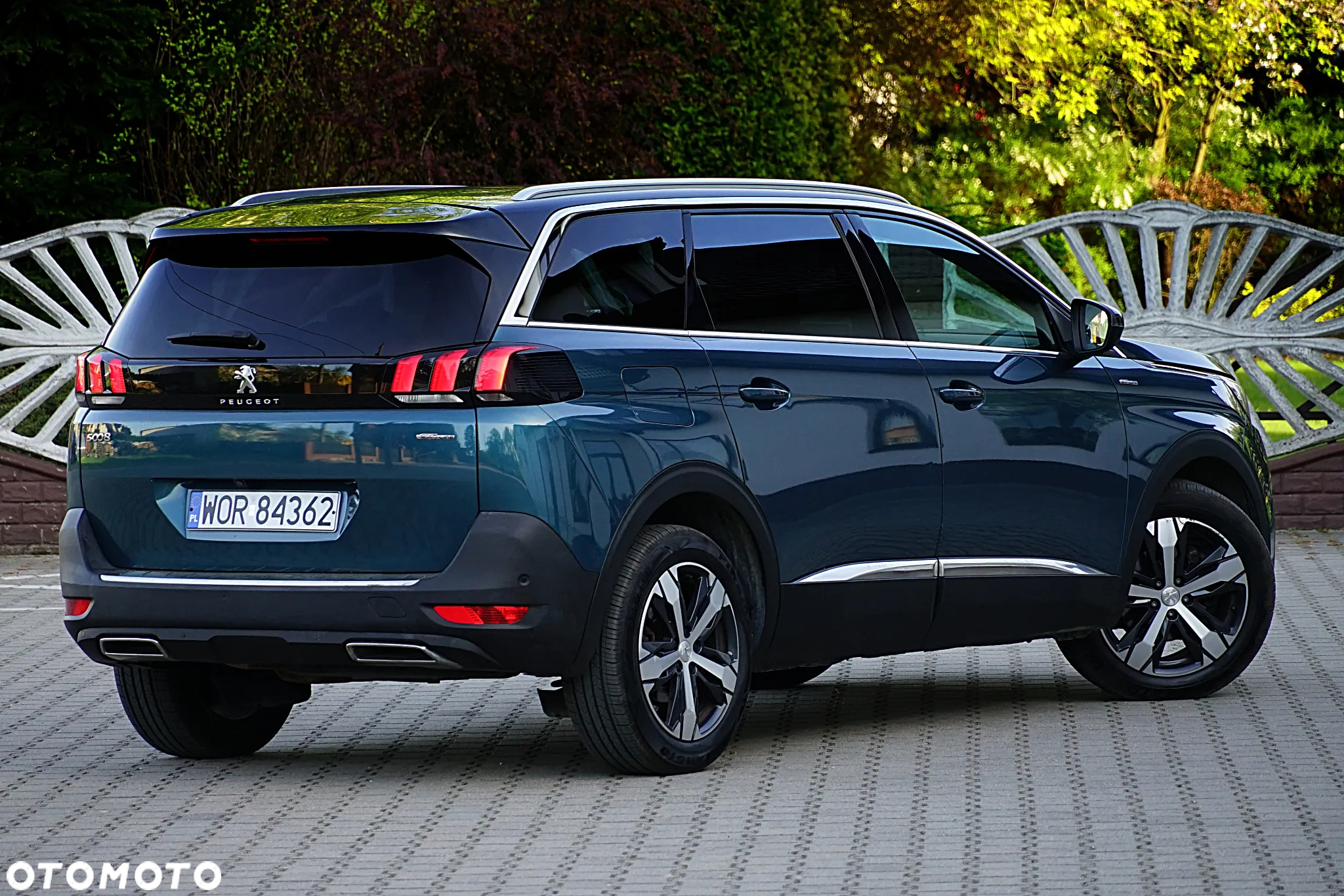 Peugeot 5008 - 10