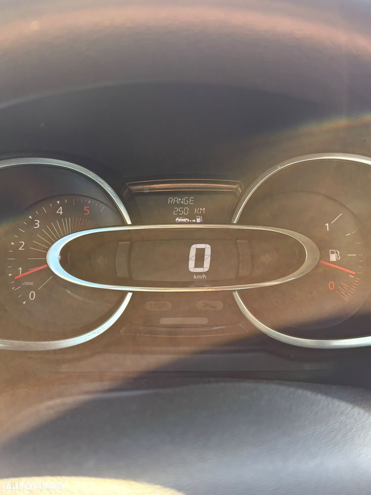 Renault Clio 1.5 Energy dCi 90 Expression - 12