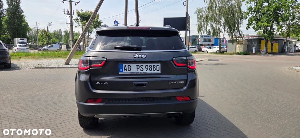 Jeep Compass - 13