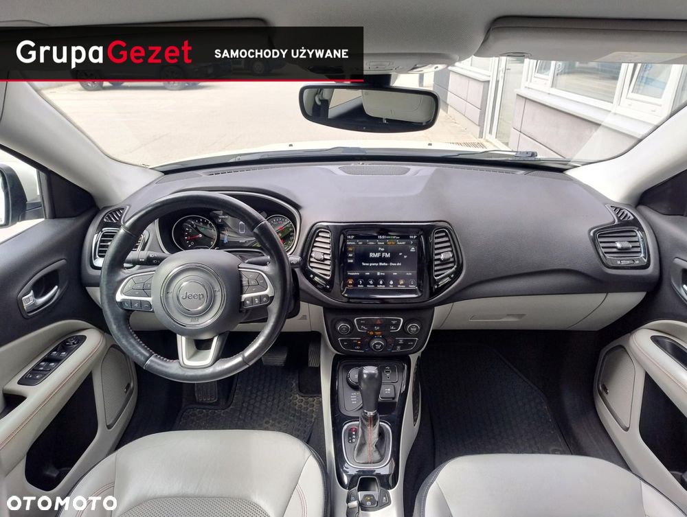 Jeep Compass - 13