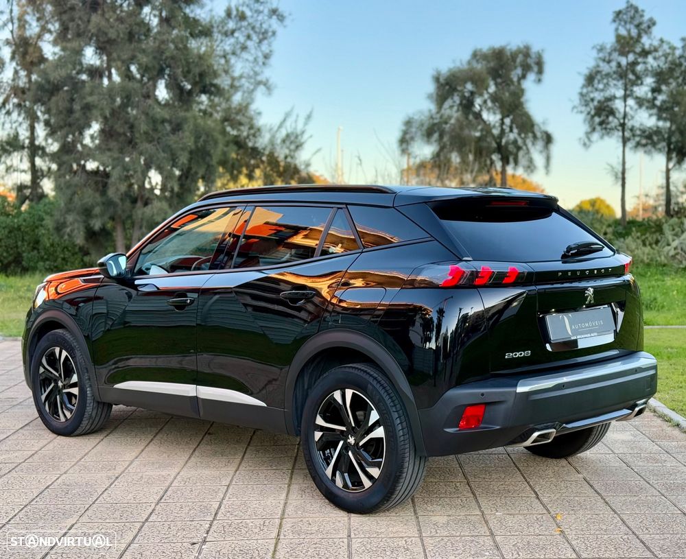 Peugeot 2008 1.2 PureTech Allure Pack - 4