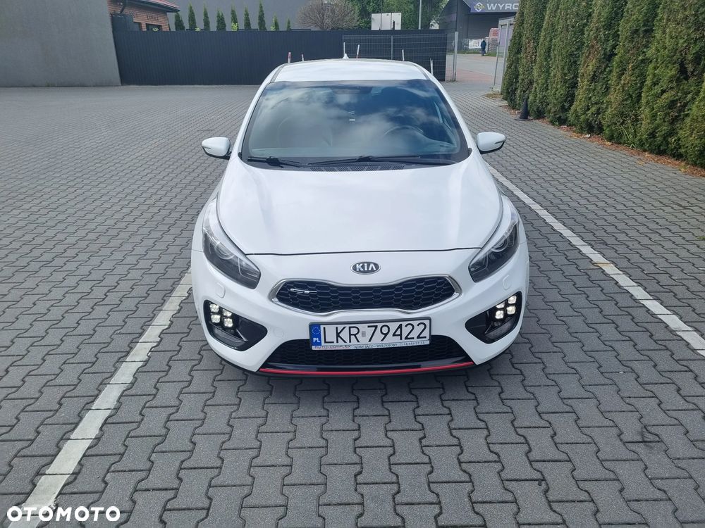 Kia Ceed 1.6 T-GDI GT-Track - 13