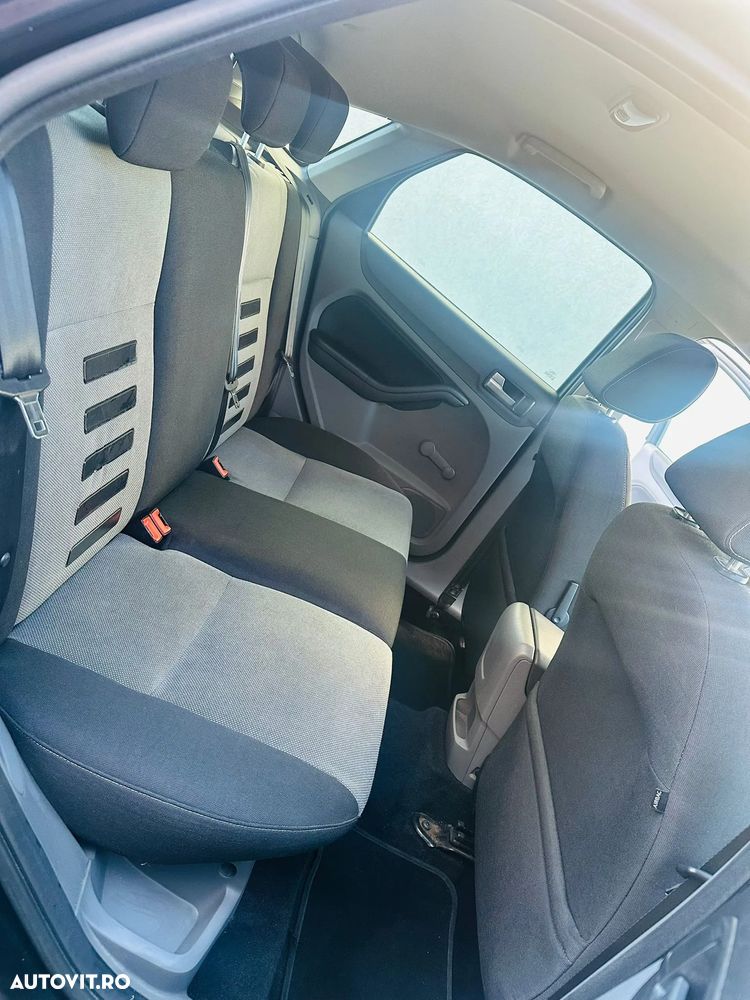 Ford Focus 1.6i Trend Champions League - 7