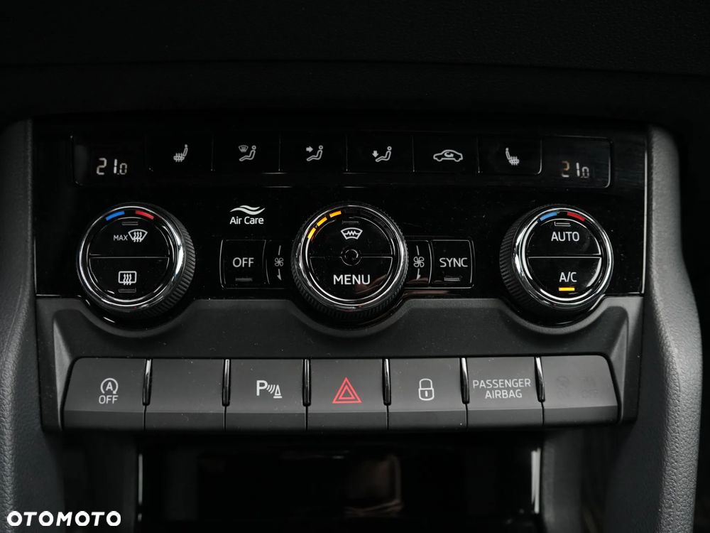 Skoda Karoq 1.5 TSI ACT Sportline DSG - 31