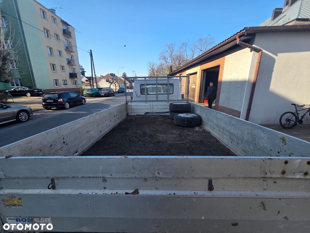 Mercedes-Benz 408D - 7