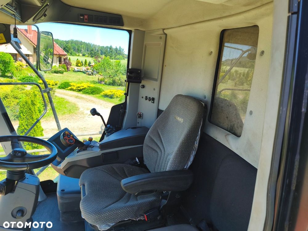 Claas Tucano 832 - 25