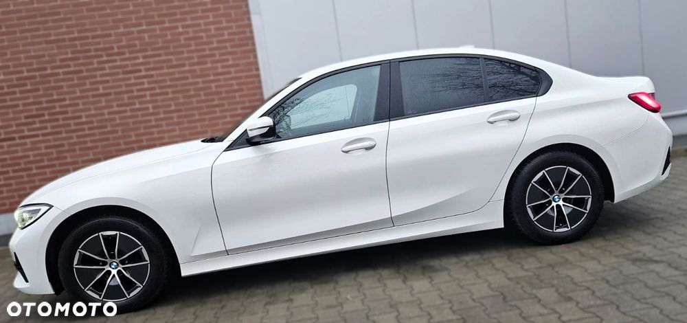 BMW Seria 3 318i Business Edition - 6