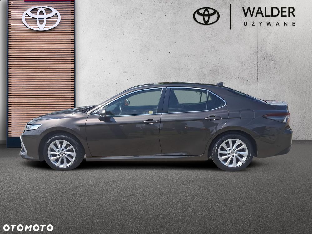 Toyota Camry 2.5 Hybrid Comfort CVT - 2
