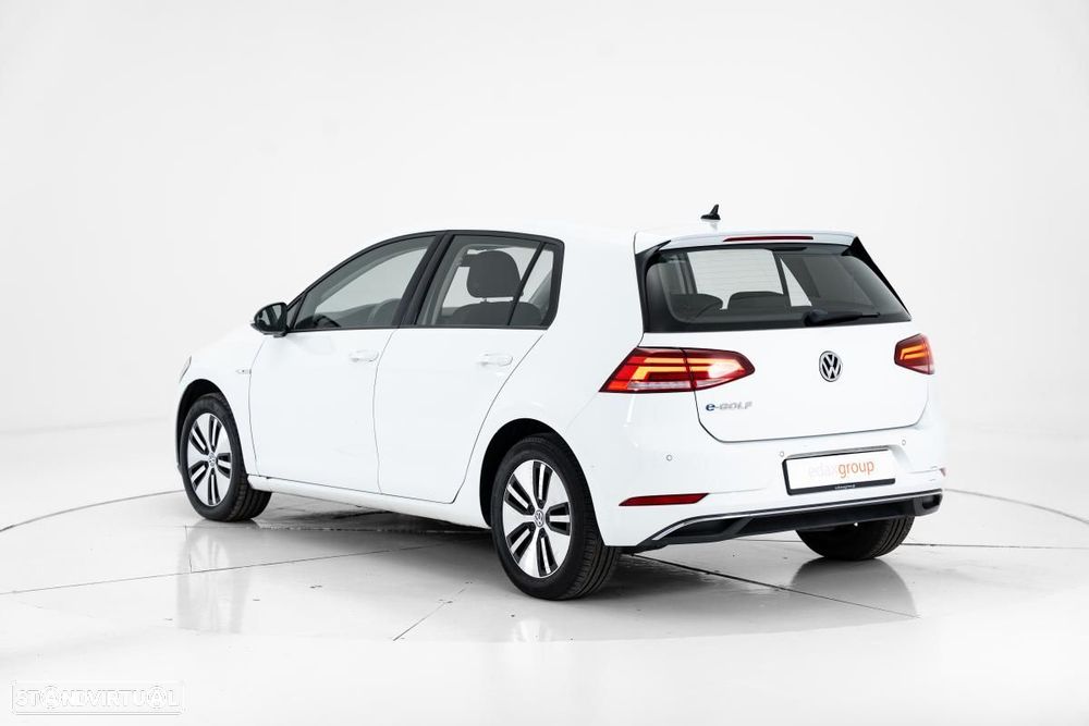 VW e-Golf AC/DC - 5