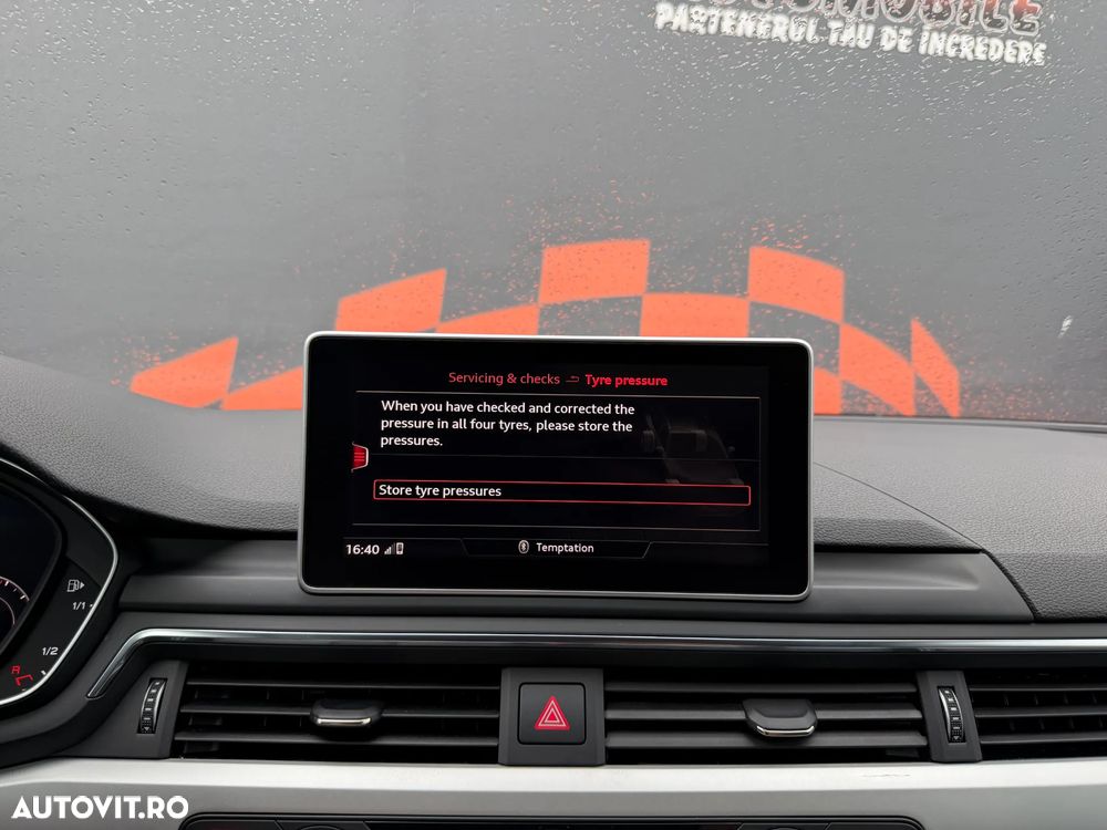 Audi A4 35 TDI S tronic design - 25