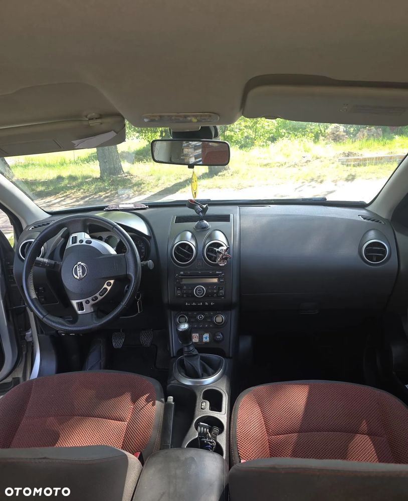 Nissan Qashqai - 13