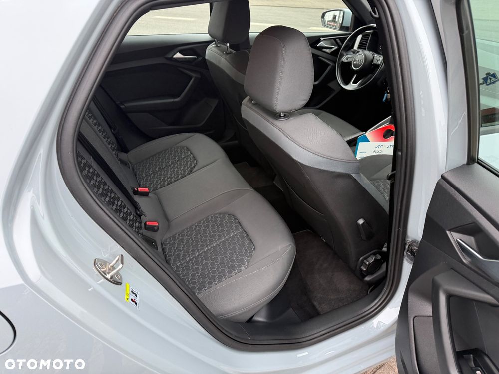 Audi A1 Sportback 30 TFSI S tronic advanced - 12