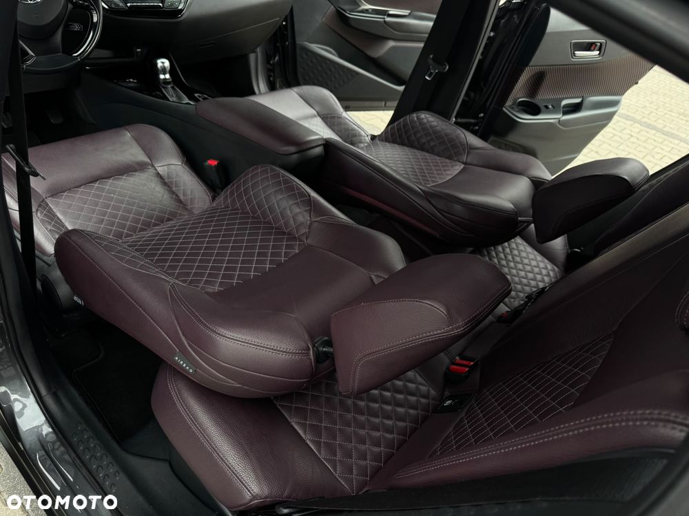 Toyota C-HR 1.8 Hybrid GPF GR Sport - 24