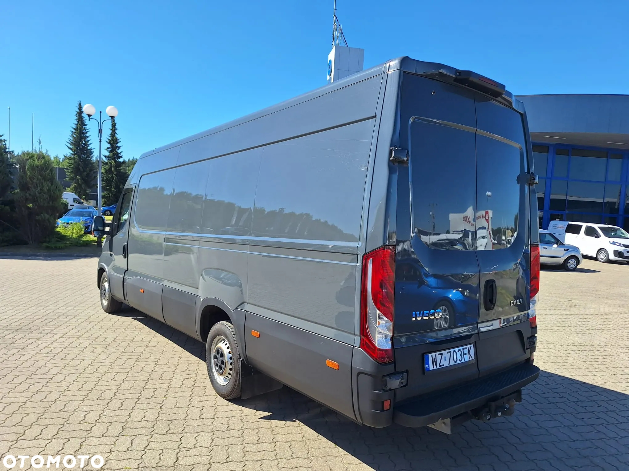 Iveco Daily 35S18 furgon maxi 16m / Krajowy / 3.0 180KM - 4