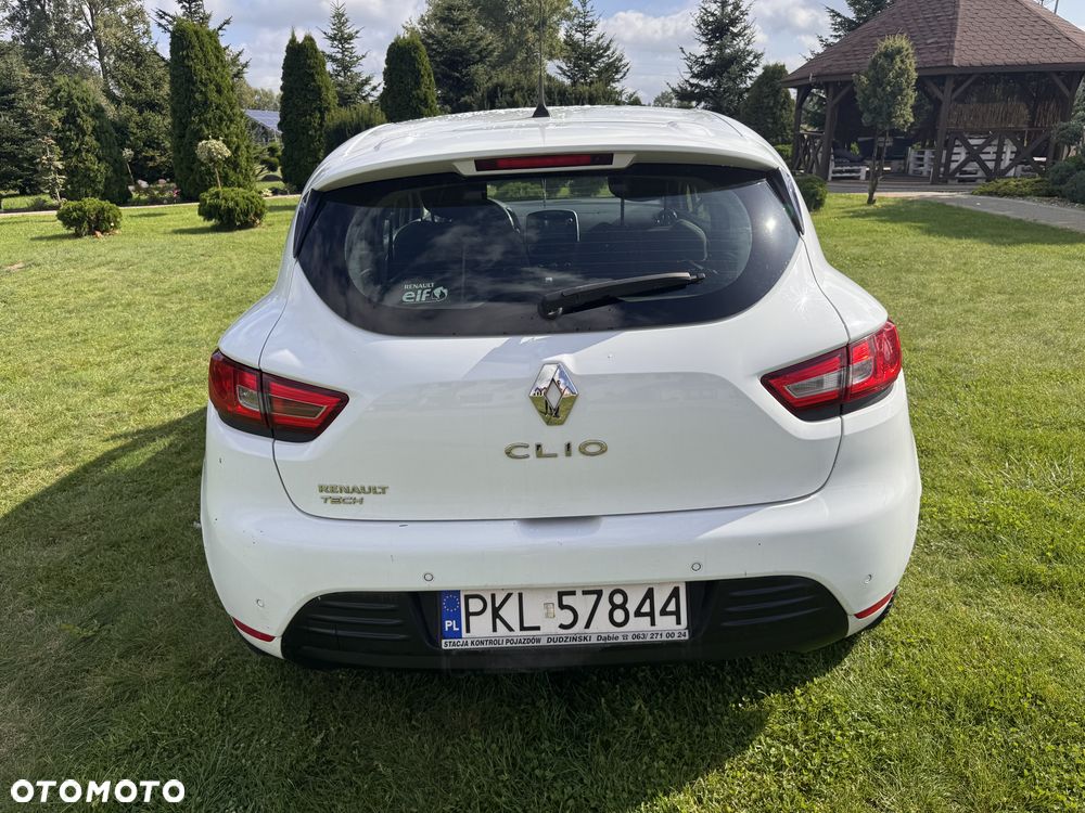 Renault Clio - 12