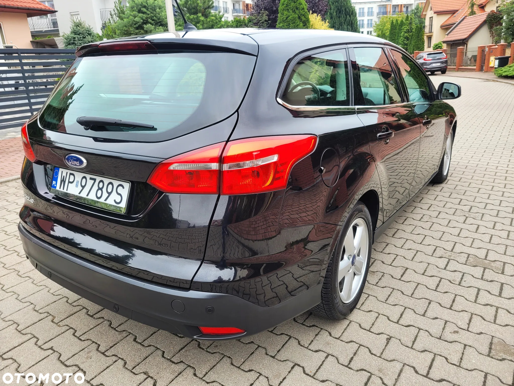 Ford Focus Turnier 1.5 TDCi ECOnetic 88g Start-Stopp-Sy Titanium - 8