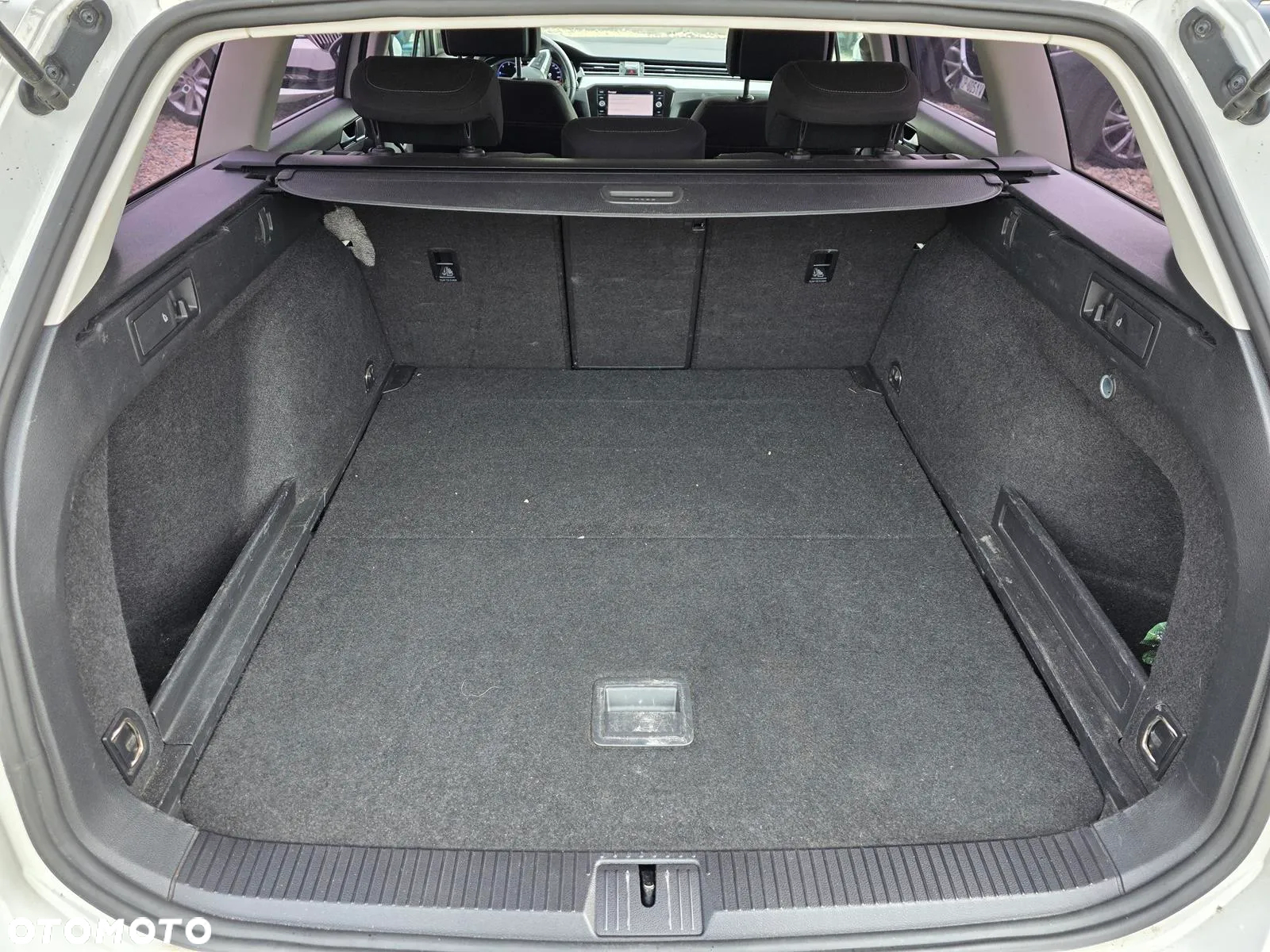 Volkswagen Passat 2.0 TDI EVO Business - 18