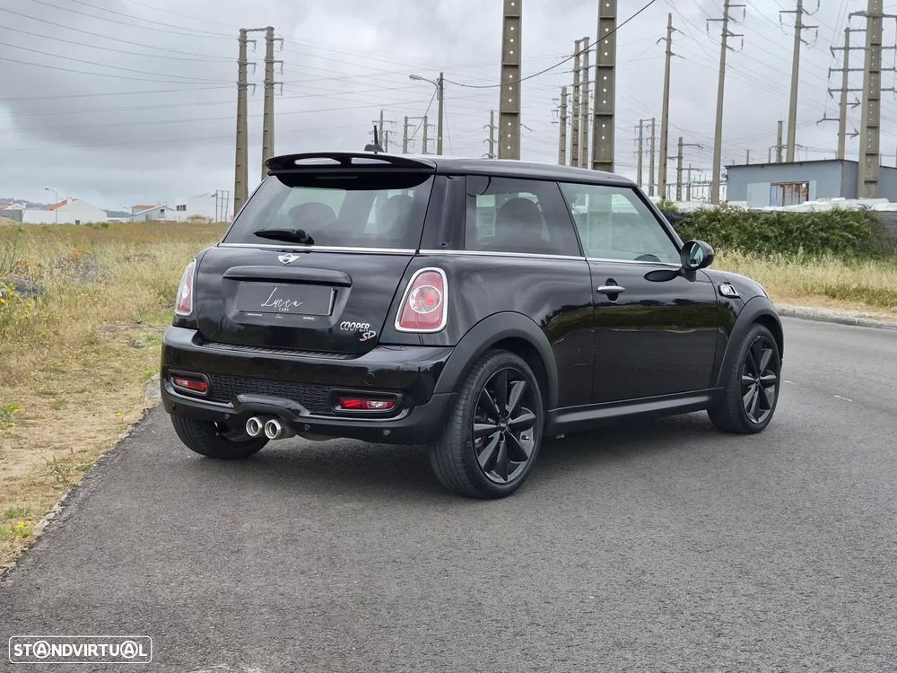 MINI 3 Portas Cooper SD - 4