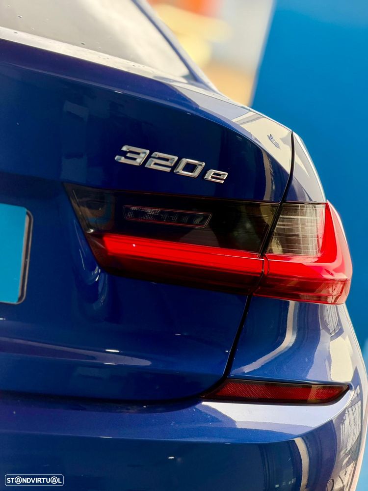 BMW 320 e Pack M Auto - 32