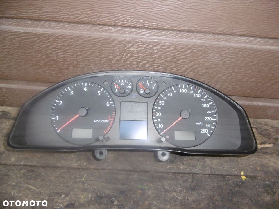 Licznik zegar Audi A4 B5 LIFT 8D0920900K - 1
