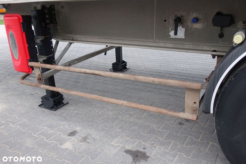 Benalu WYWROTKA 48m3 / ALUMINIOWA /OSIE MERCEDES /OŚ PODNOSZONA / SZYBER ZBOŻOWY - 29
